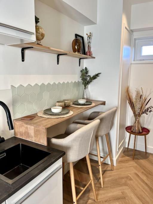Tiny House In Center Aalsmeer I Close To Schiphol & Amsterdam Exterior foto